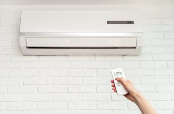air-conditioner-climate-control-with-remote-on-wal-2026-03-19-21-58-52-utc